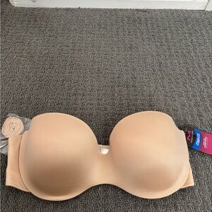 NET Maidenform Strapless/Covertible Bra in Beige